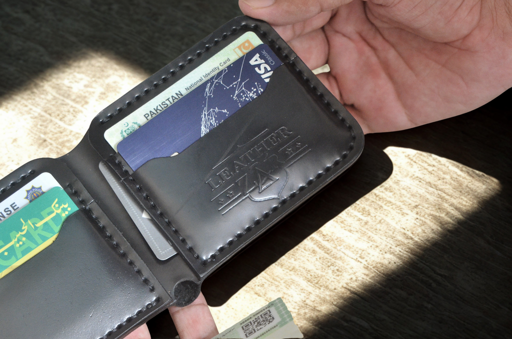 Leather Zar 100% Pure Leather Men’s Bifold Wallet – Black